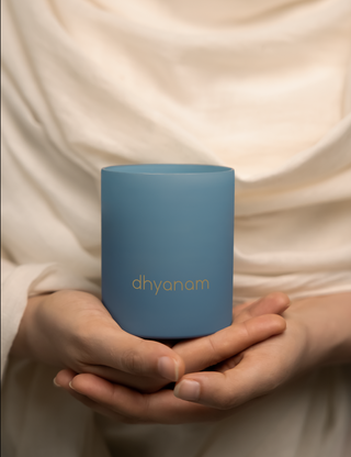 Dhyanam Luxury Soy Wax Candle Fragrance of Sea Dew & Daffodil