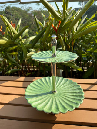 Two Tier Cake Stand (collapsible)